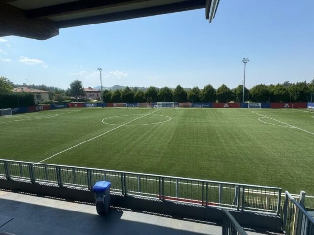 Manutenzione campo sintetico e rifacimento del calcio a 9 a Zola Predosa