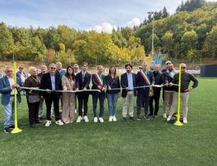 Inaugurazione del nuovo campo sportivo di Zocca, con campo da calcio a 11 in erba sintetica realizzato da Green Power Service allo stadio Ferruccio Trabattoni.